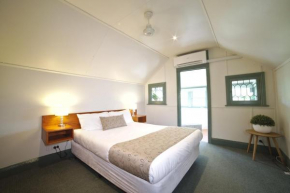 2 Bedroom Self Contained Apartment With Spa